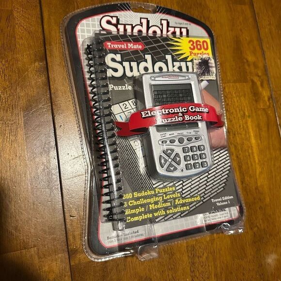 Sudoku Handheld Pocket Electronic Game & Puzzle Book Travel Home 360 Puzzles New - Picture 2 of 11